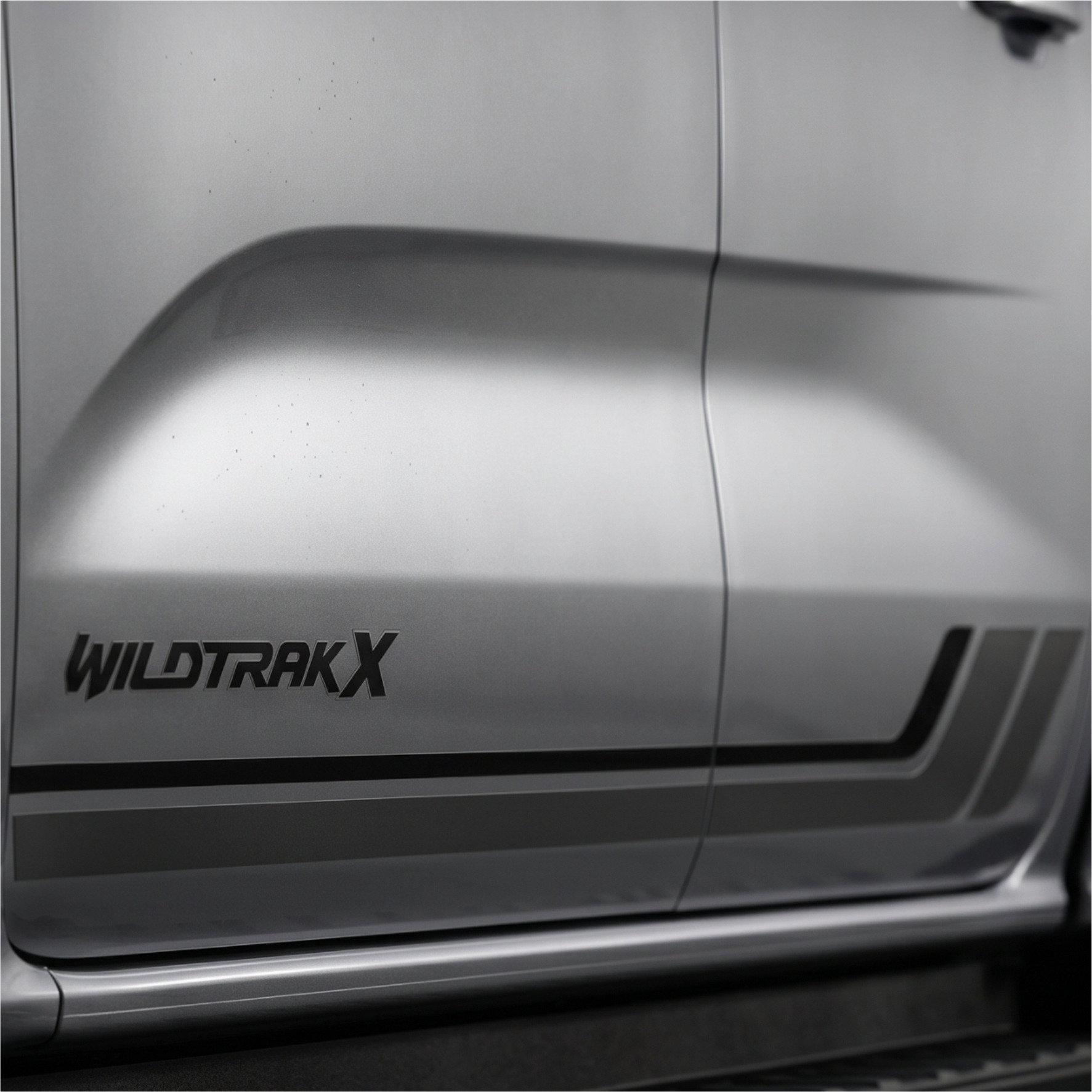 Close-up lower door stripe and Wildtrak X detail